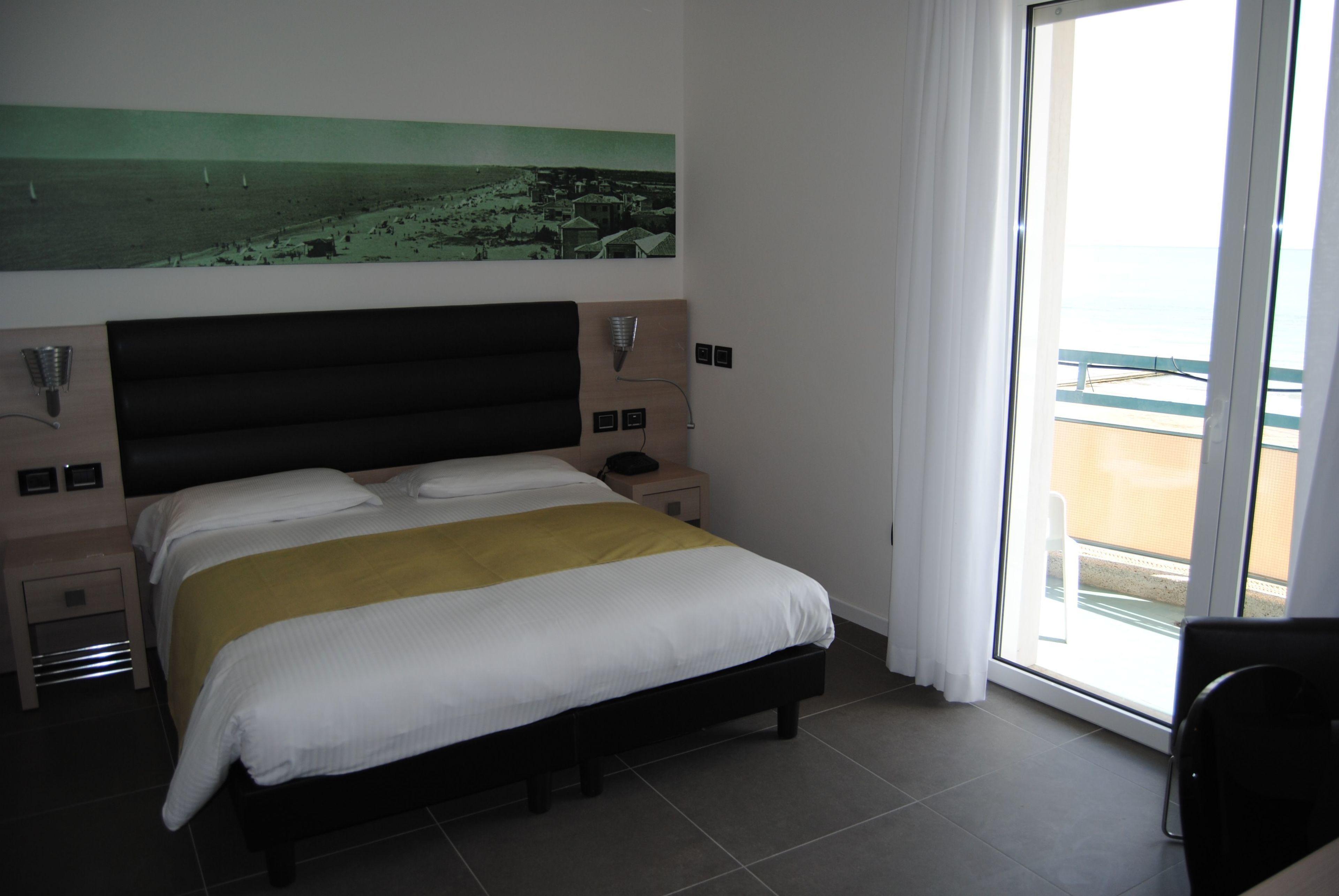 Adlon 4*